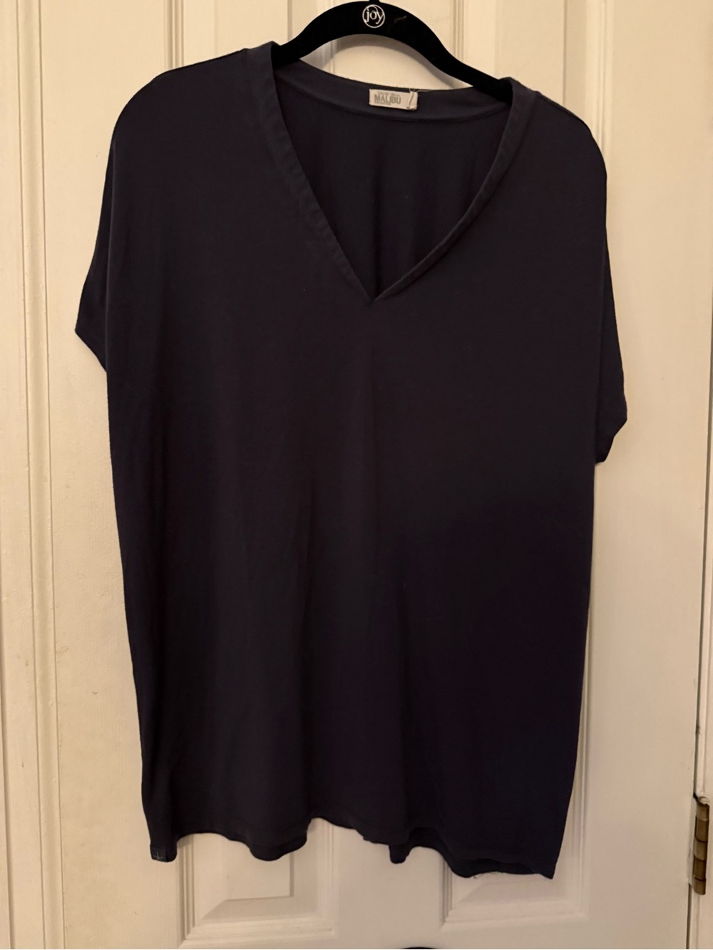 Barefoot Dreams Women’s Dark Gray V-Neck Short Sleeve Tunic